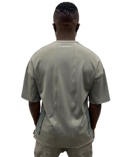 Tricou in combinatie de doua nuante de kaki casual cu design