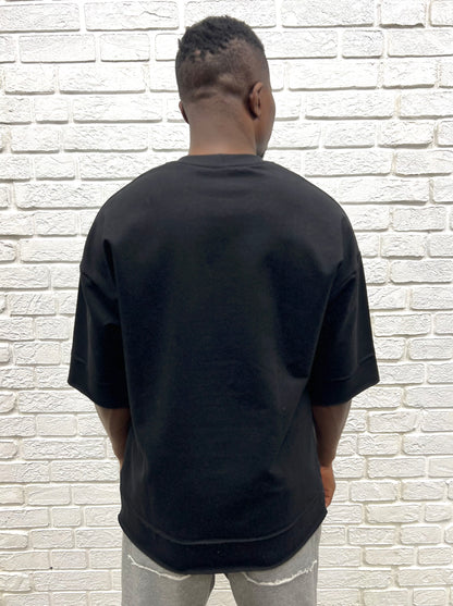 Tricou negru oversize cu extensie jos si la maneci