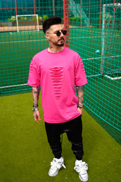 Tricou roz cu taieturi de design