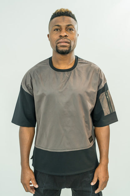Tricou negru cu fas catifelat si fermoar pe maneca