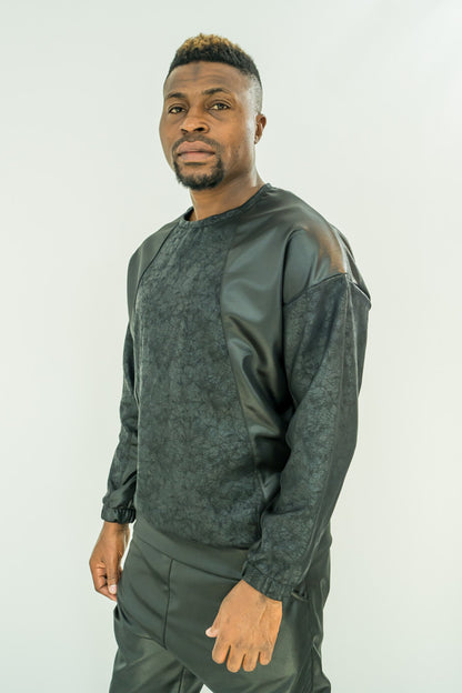 Bluza din material flexibil, de trening cu design pe fata