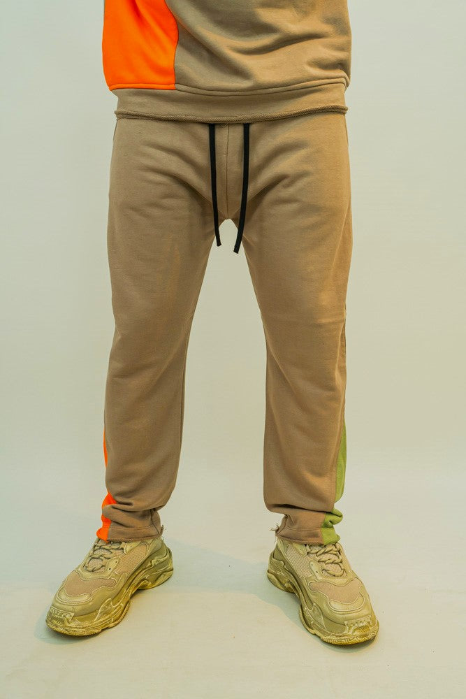 Pantaloni cappuccino cu detaliu portocaliu si verde menta
