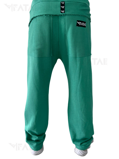 Pantaloni verzi cu design aplicat