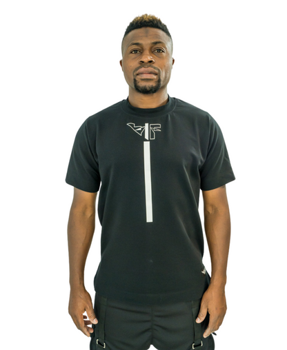 Tricou negru cu print pe fata