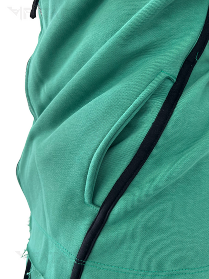 Compleu verde cu detalii negre