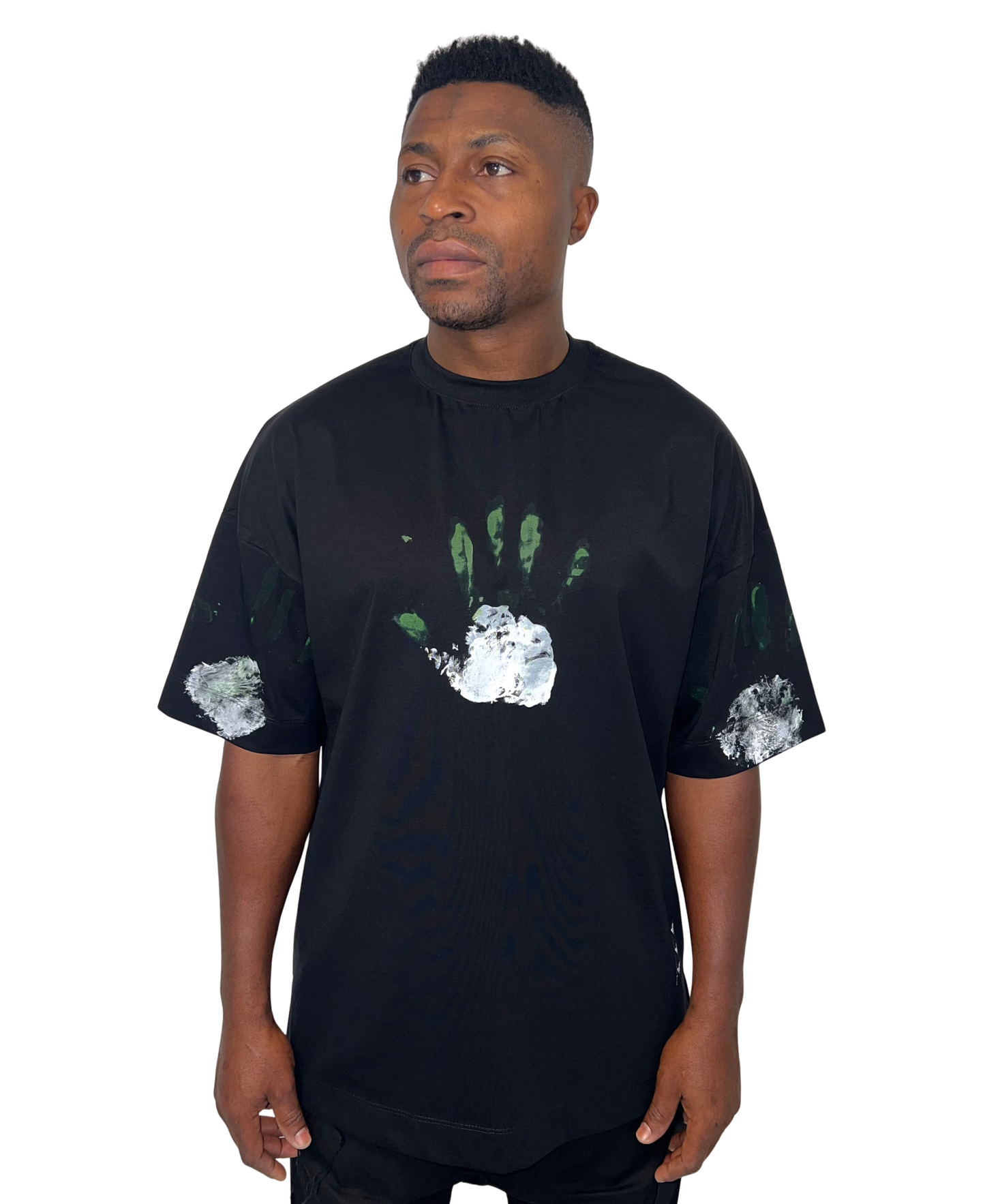 Tricou negru vopsit manual