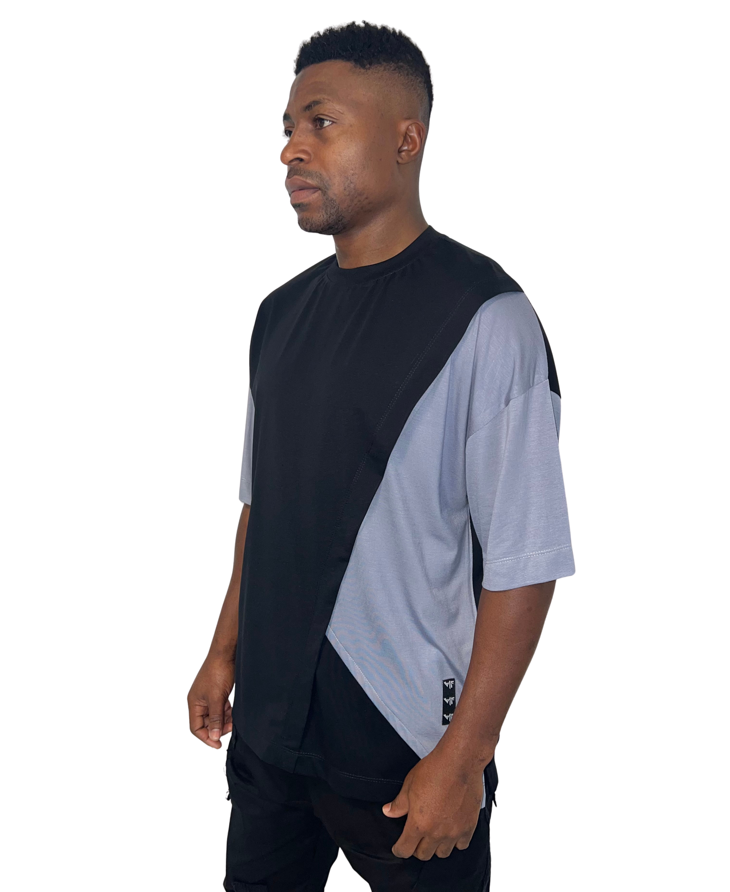 Tricou negru cu detalii gri