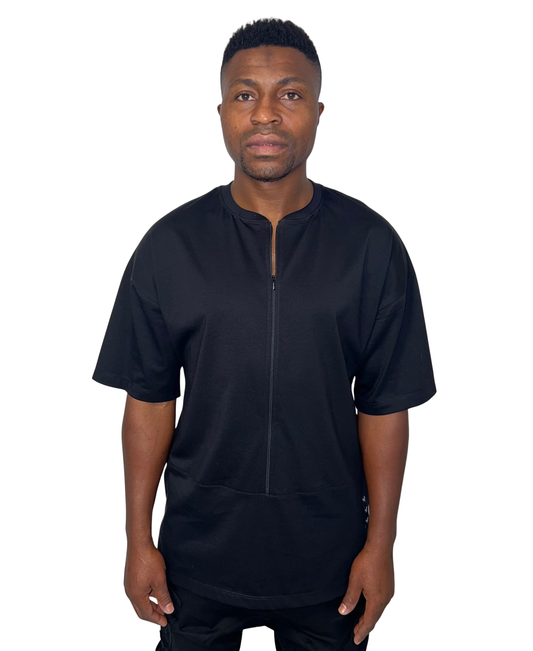 Tricou negru cu fermoar negru si extensie