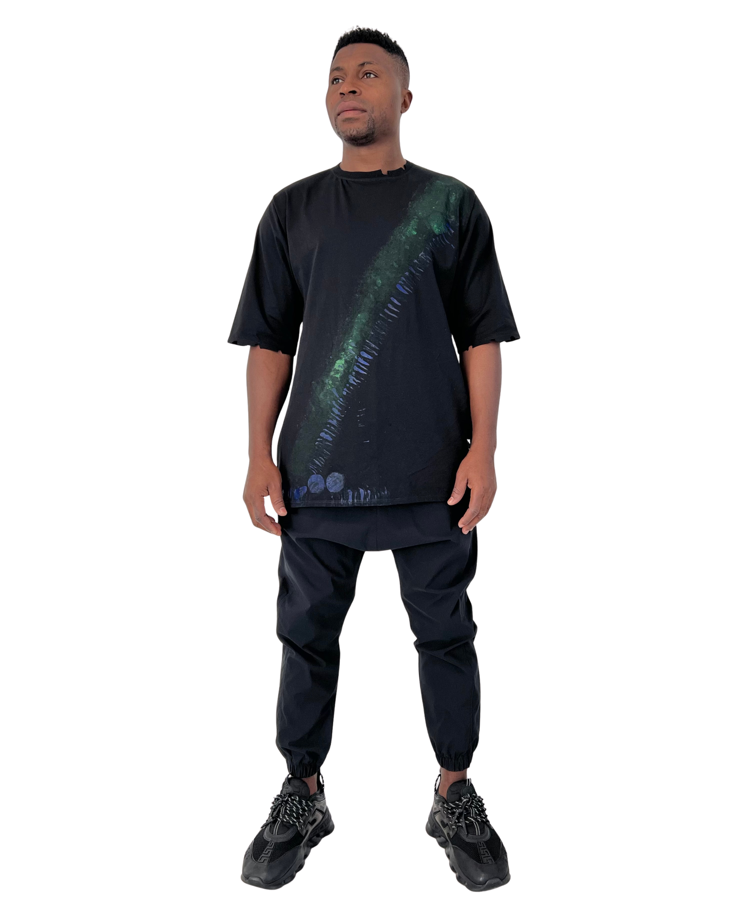 Tricou negru inchis vopsit manual