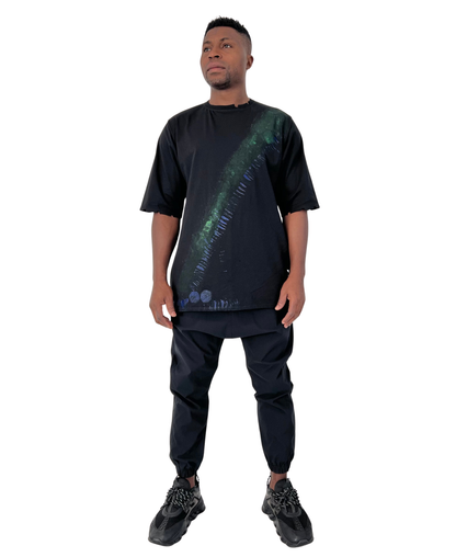 Tricou negru inchis vopsit manual