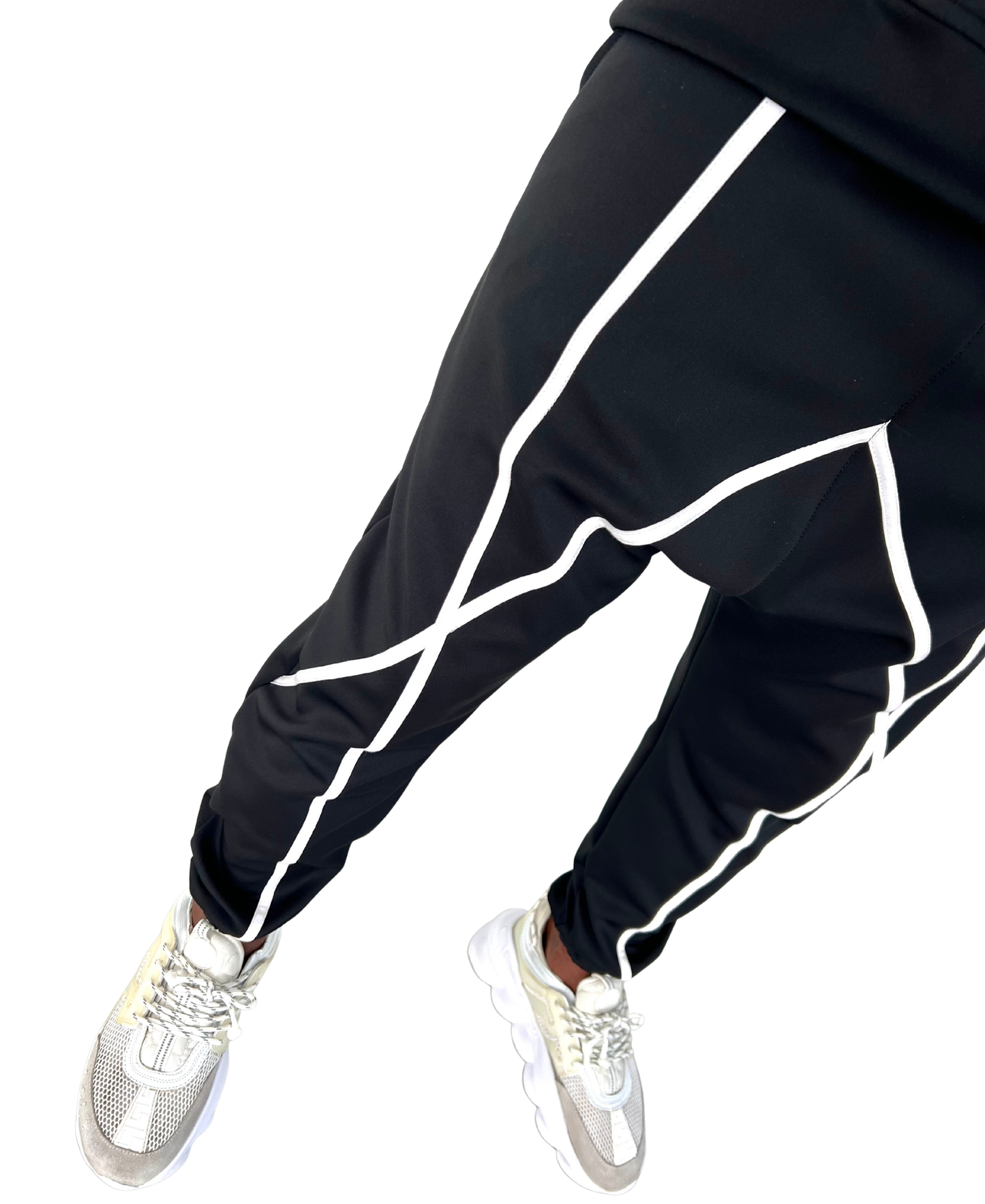 Pantaloni negri cu dungute albe aplicate