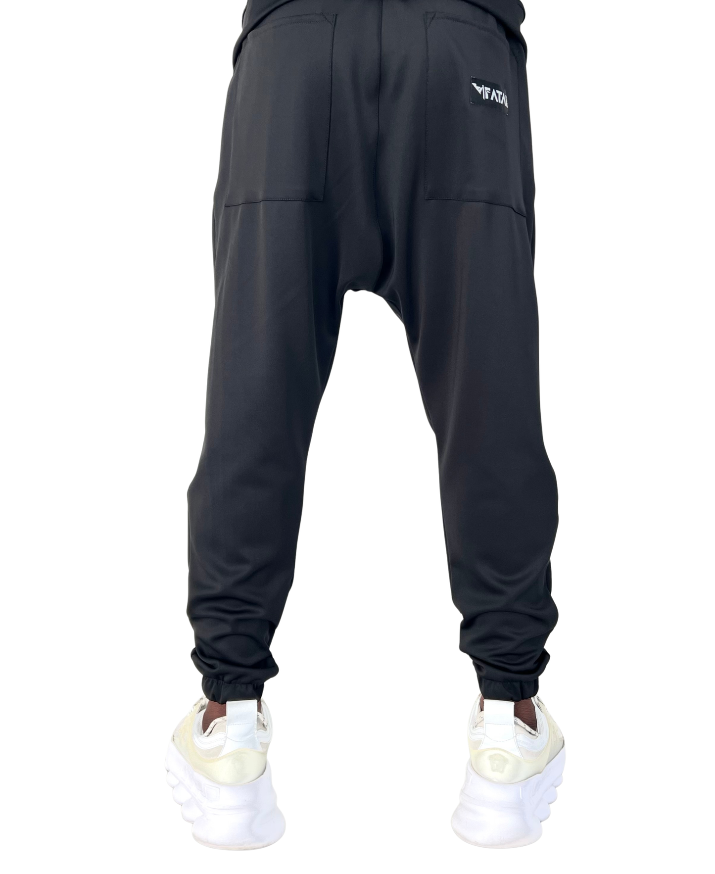 Pantaloni negri cu dungute albe aplicate