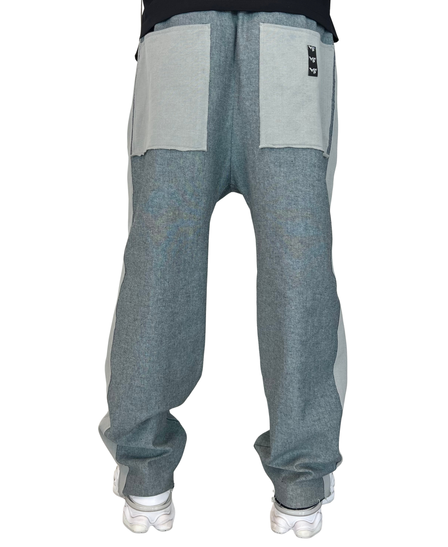 Pantaloni lungi tip blugi