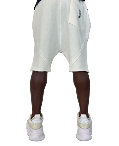 Pantaloni albi cu diverse cusaturi de design