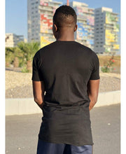Încarcă imaginea în vizualizatorul Galerie, Black t-shirt with special design - Fatai Style

