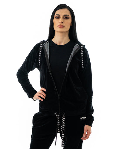 Bluza neagra de catifea cu spatele lung