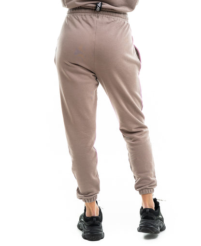 Pantaloni capuccino imprimati cu folie aplicata prin termotransfer