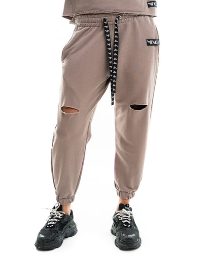 Pantaloni capuccino cu o taietura pe picior si elastec la glezna