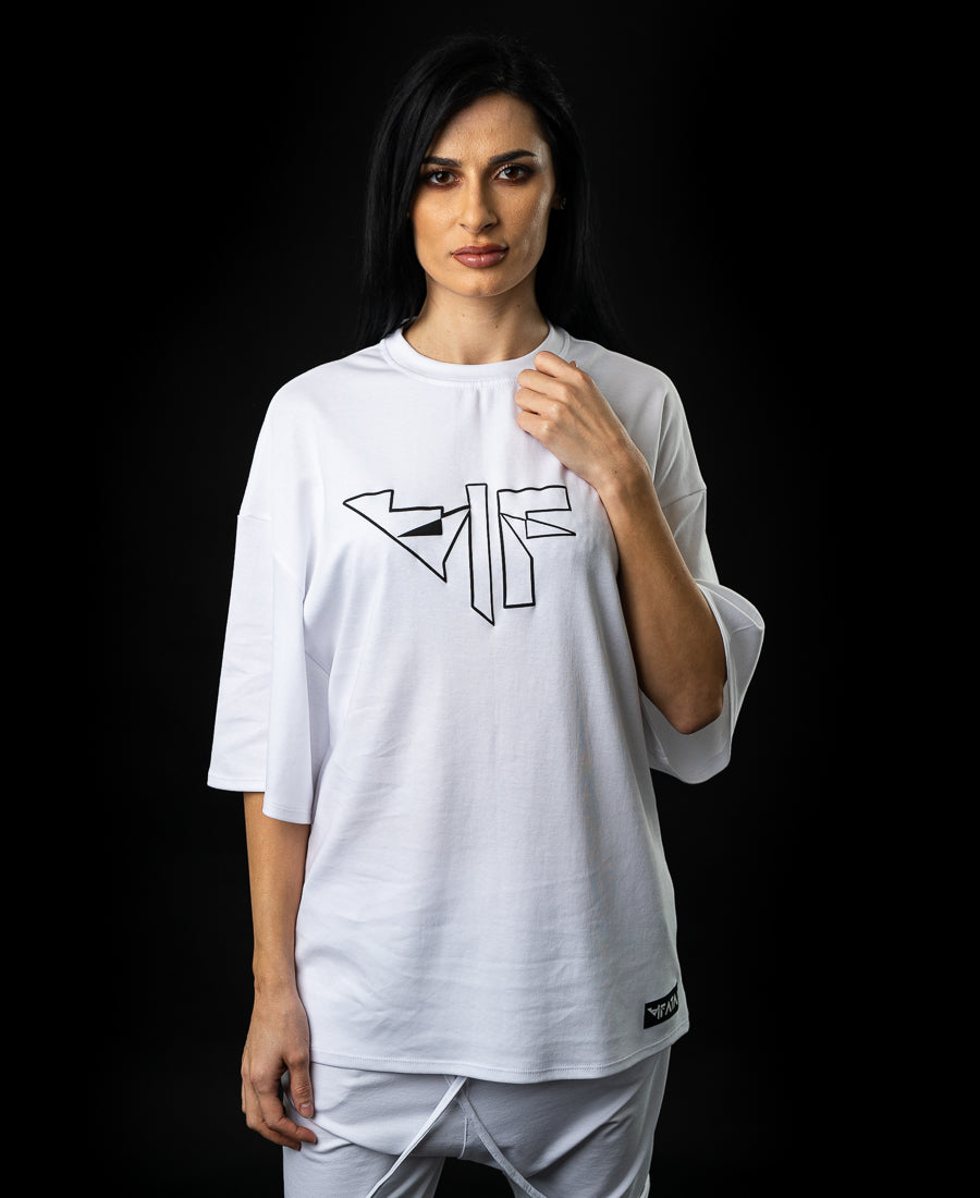 Tricou alb imprimat cu logo Fatai Style