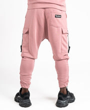 Încarcă imaginea în vizualizatorul Galerie, Pink trousers with accesories - Fatai Style
