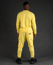 Încarcă imaginea în vizualizatorul Galerie, Yellow tracksuit with accesories - Fatai Style

