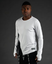 Încarcă imaginea în vizualizatorul Galerie, White and black shirt - Fatai Style
