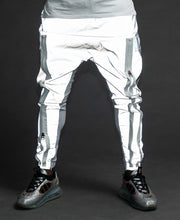 Încarcă imaginea în vizualizatorul Galerie, Reflector grey trousers - Fatai Style
