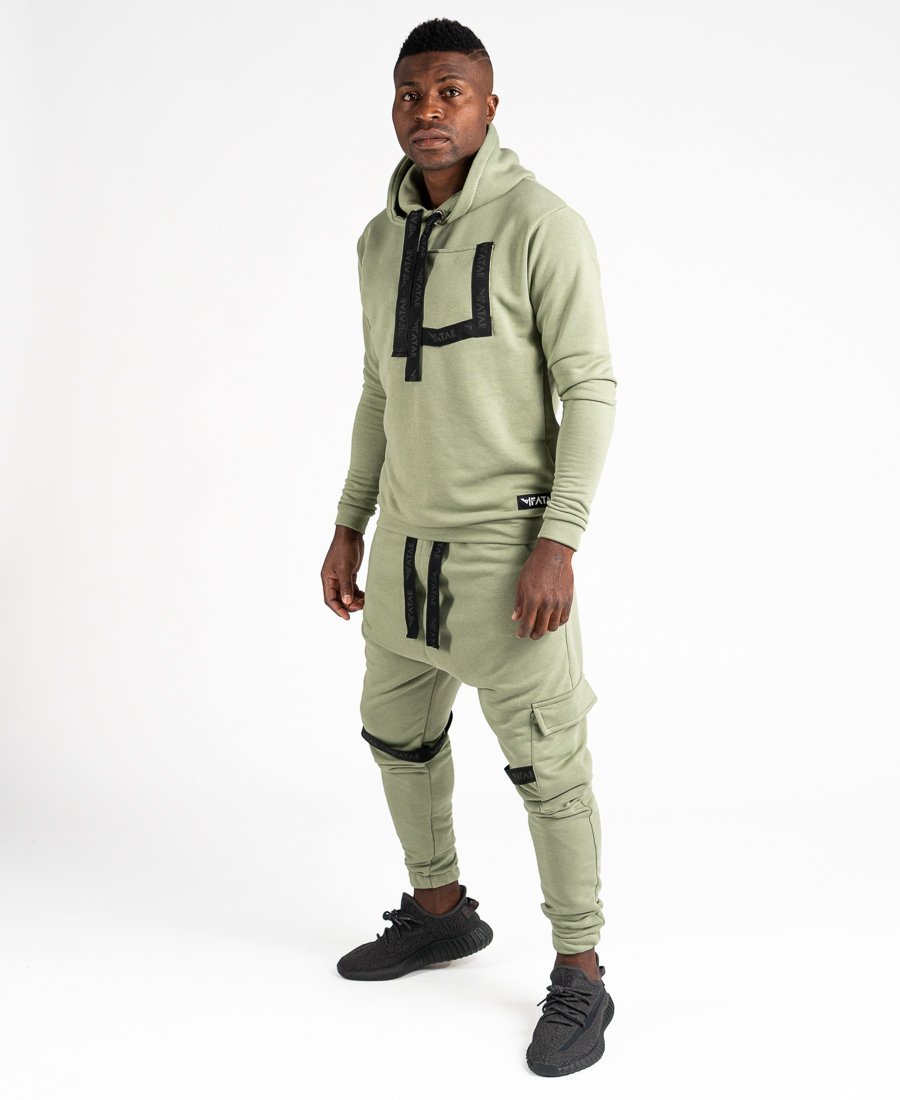 Green tracksuit with black design and side pockets - Fatai Style