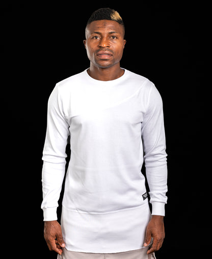 Bluza alba lunga cu detalii deosebite