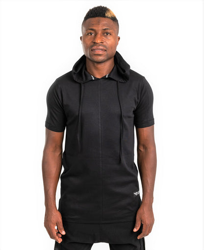 Tricou negru cu gluga si detalii la maneci