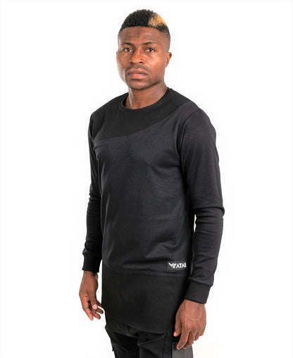 Bluza neagra lunga cu detalii deosebite