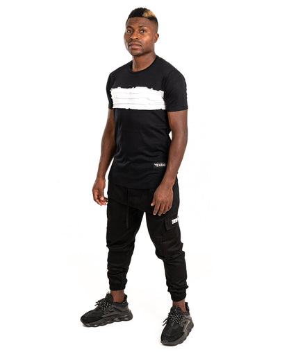 Pantaloni negri cu diverse cusaturi tip blugi