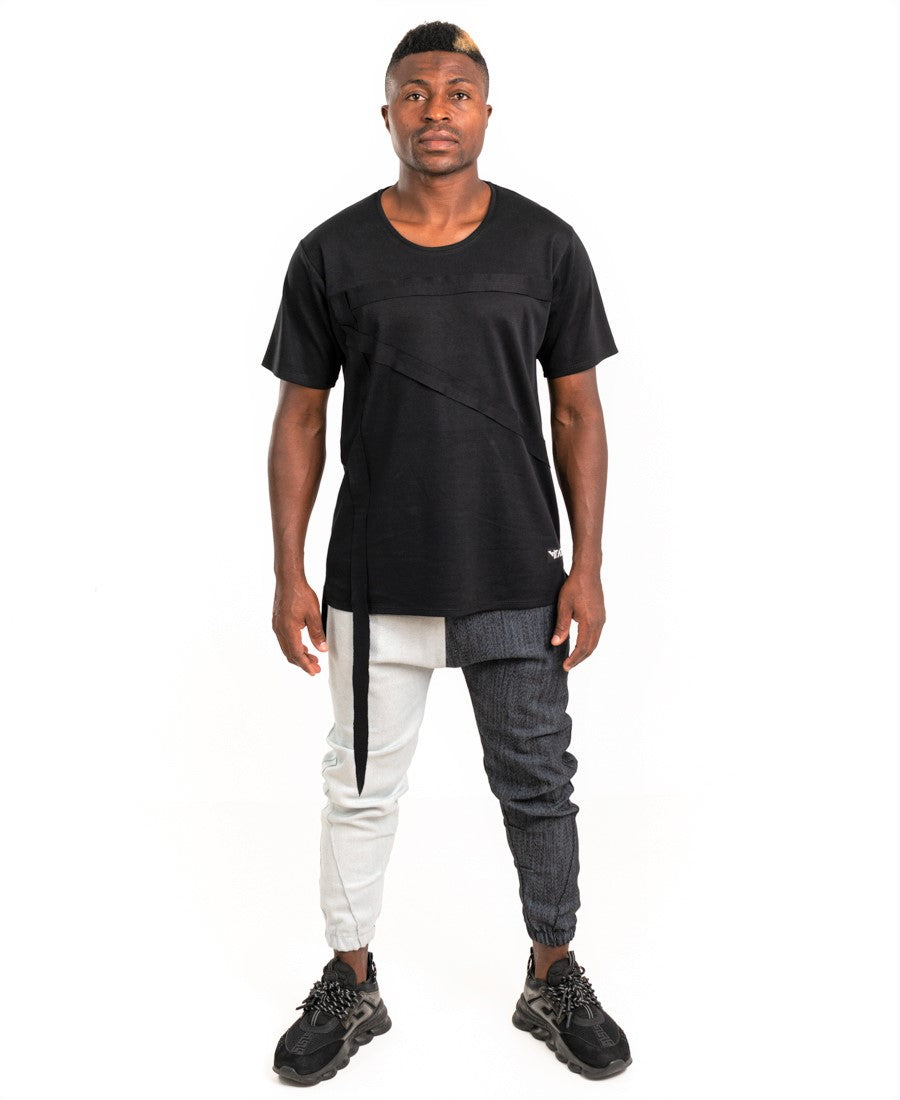 Tricou negru cu design deosebit