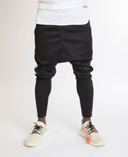 Încarcă imaginea în vizualizatorul Galerie, Black trousers with white line - Fatai Style
