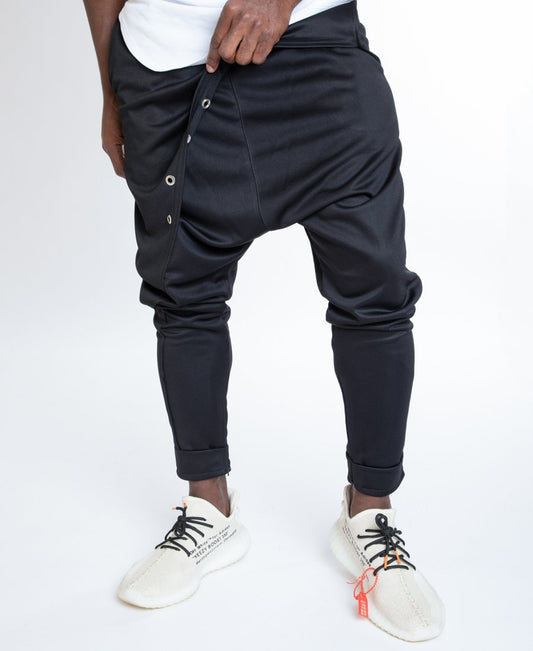 Black trousers with metal accesories - Fatai Style