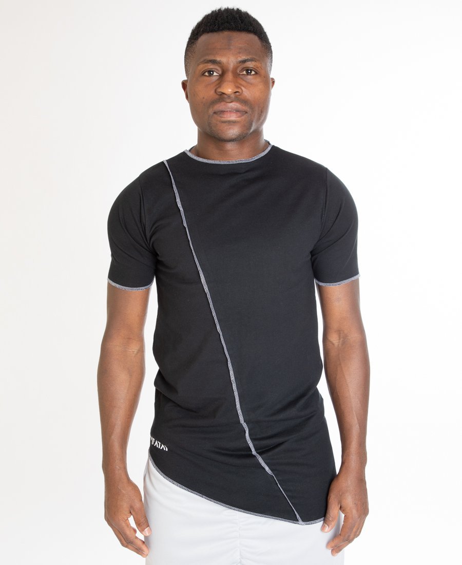 Black t-shirt with straight white sewing - Fatai Style