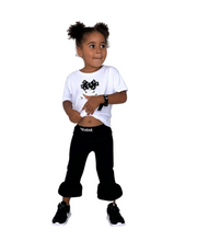 Încarcă imaginea în vizualizatorul Galerie, Compleu fete alb si negru (tricou+pantalon)
