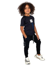 Încarcă imaginea în vizualizatorul Galerie, Tricou negru unisex - Cool Kids
