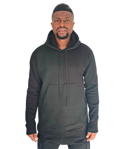 Hanorac negru cu design deosebit