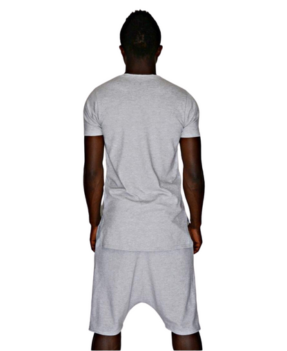 Compleu gri cu pantaloni scurti