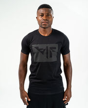 Încarcă imaginea în vizualizatorul Galerie, Black t-shirt with black logo - Fatai Style
