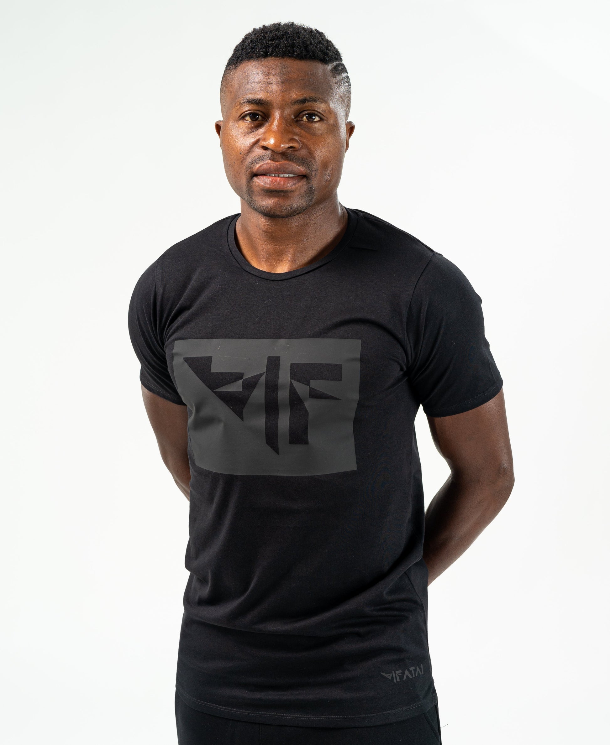 Black t-shirt with black logo - Fatai Style