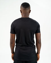 Încarcă imaginea în vizualizatorul Galerie, Black t-shirt with black logo - Fatai Style
