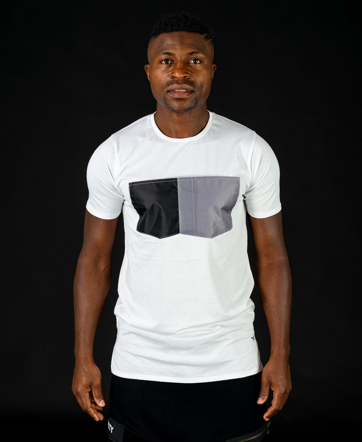 White t-shirt with black and grey design - Fatai Style