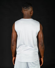 Încarcă imaginea în vizualizatorul Galerie, Sleveless t-shirt with grey pocket design - Fatai Style
