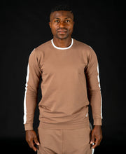 Încarcă imaginea în vizualizatorul Galerie, Long sleeve brown t-shirt with white line - Fatai Style
