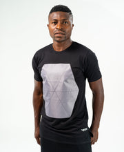 Încarcă imaginea în vizualizatorul Galerie, Black t-shirt with grey spider design - Fatai Style
