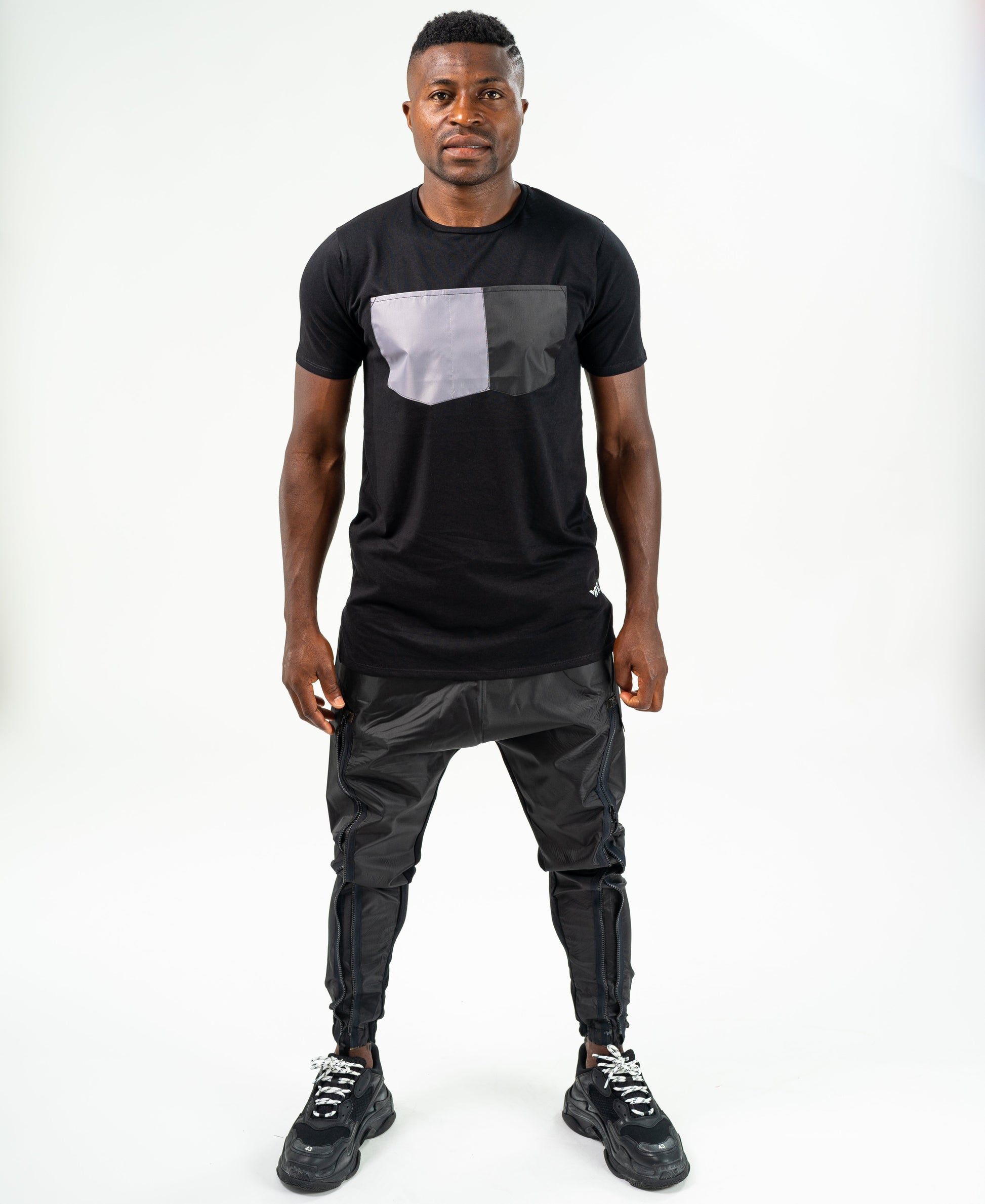 Black t-shirt with black and grey design - Fatai Style