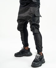 Încarcă imaginea în vizualizatorul Galerie, Special black trousers with zip on the front - Fatai Style
