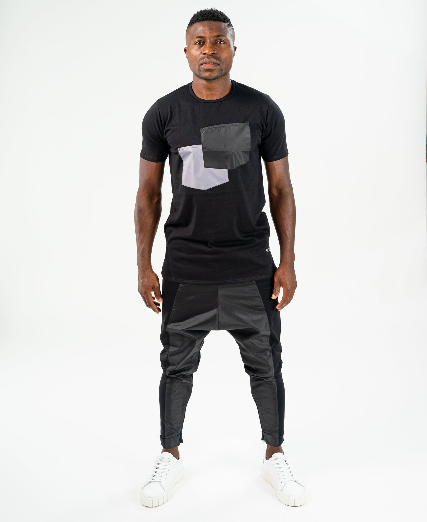 Black t-shirt with black and grey pockets - Fatai Style